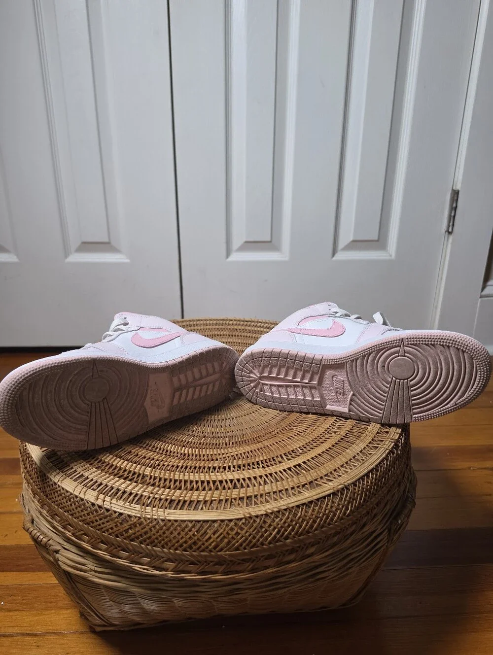 Jordan AJ 1 Mid Big Girls Size 4.5 Pink and White High Top Sneakers